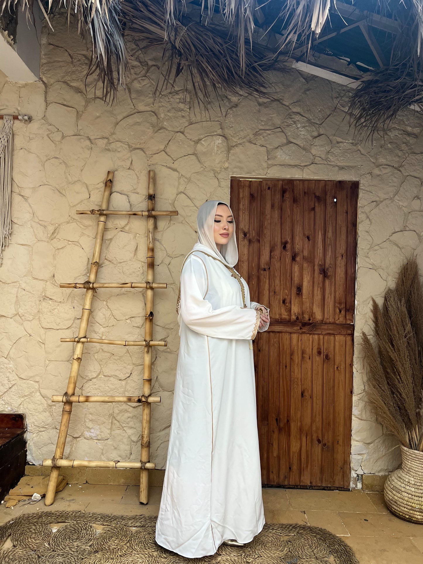 عباية كريب مغربية بغطاء للرأس