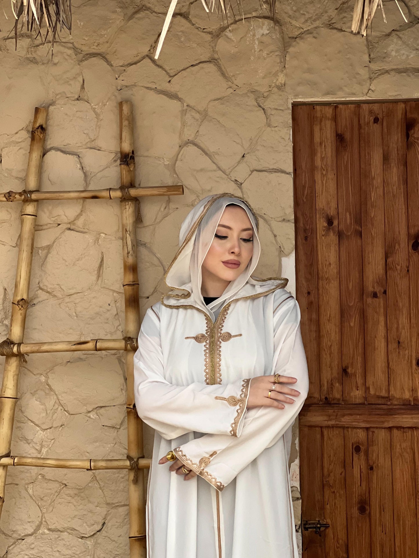 عباية كريب مغربية بغطاء للرأس