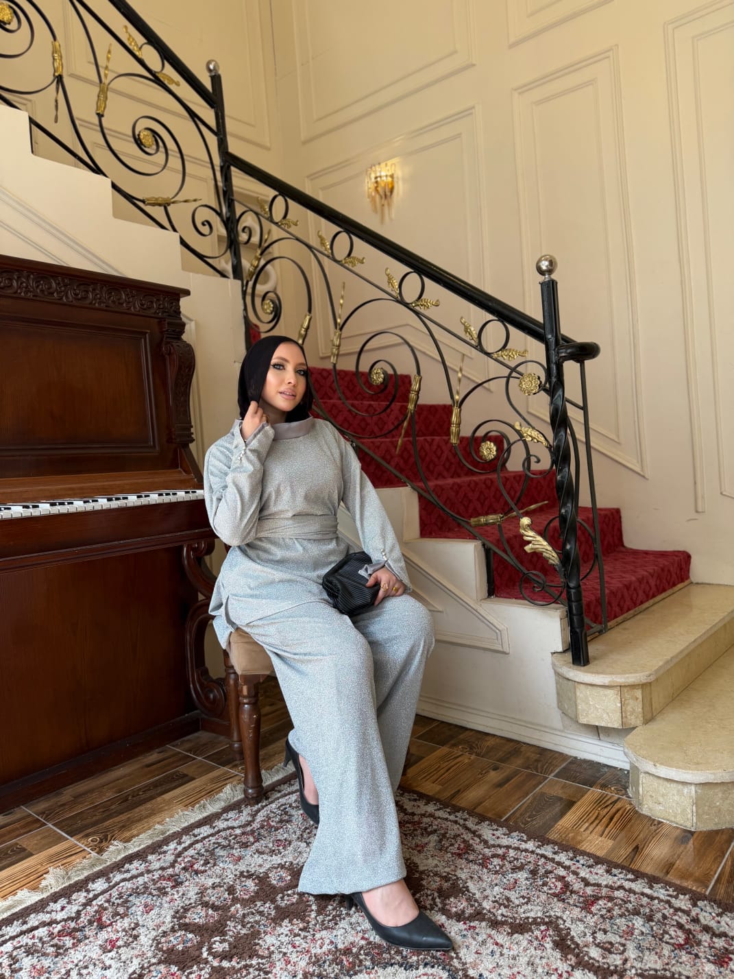 Sparkling Silver Rhinestone Details